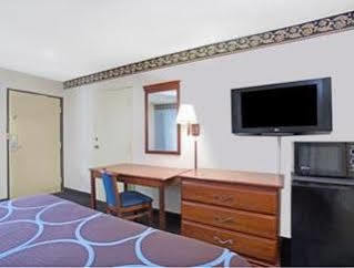 Super 8 By Wyndham Suwanee Hotell Eksteriør bilde
